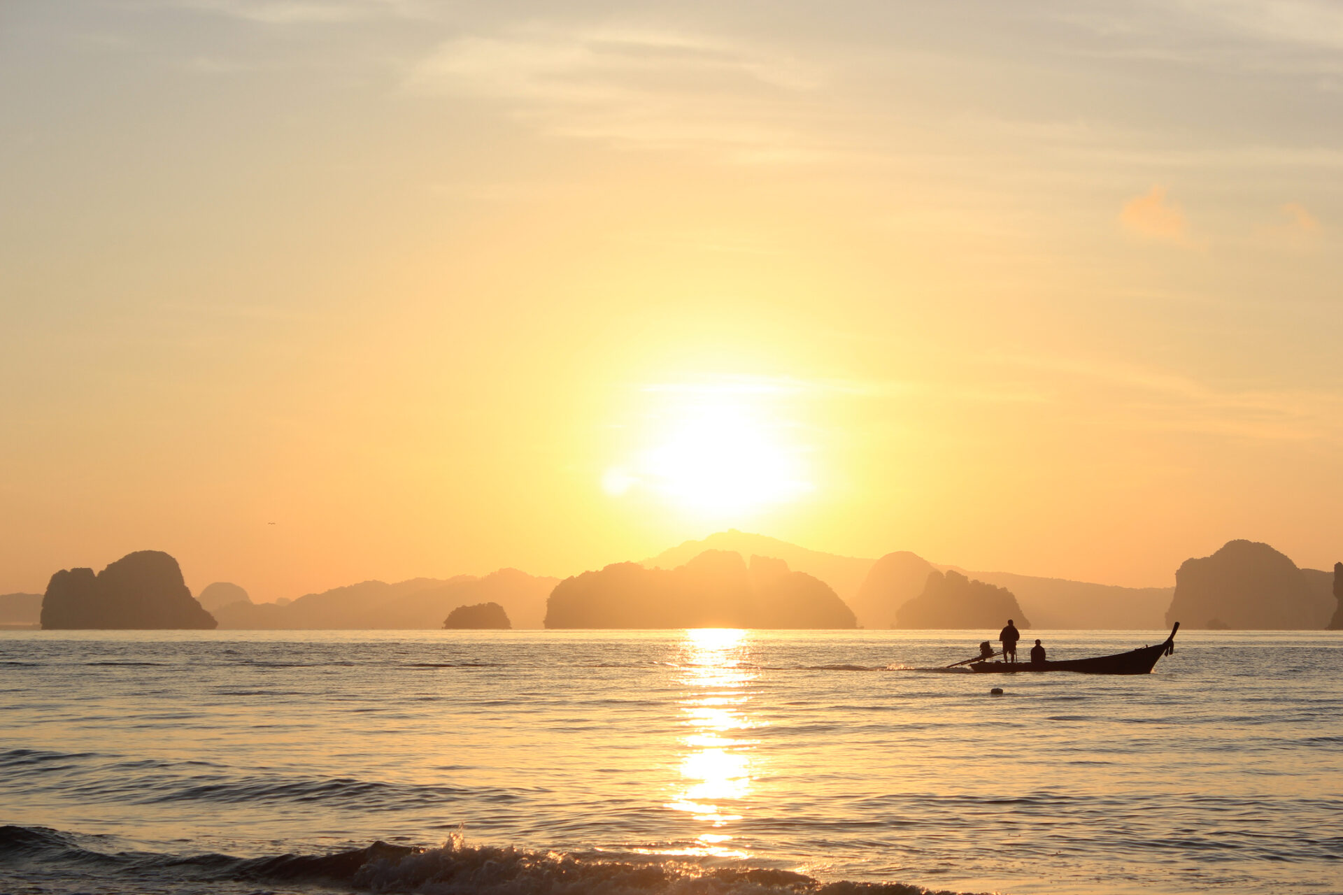 Koh Yao Noi bådtur, sejler i det klare vand, Thailand