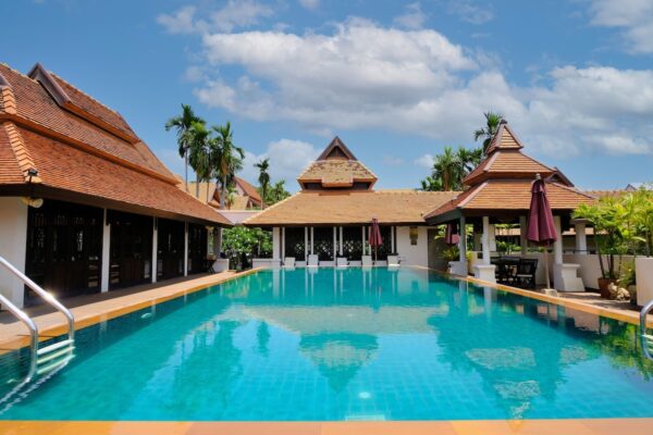 Bodhi Serene Hotel swimmingpool - luksushotel med fredfyldt swimmingpool foran