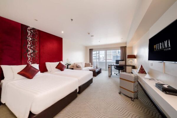 Furama Silom Hotel Bangkok - Værelser med til senge og TV
