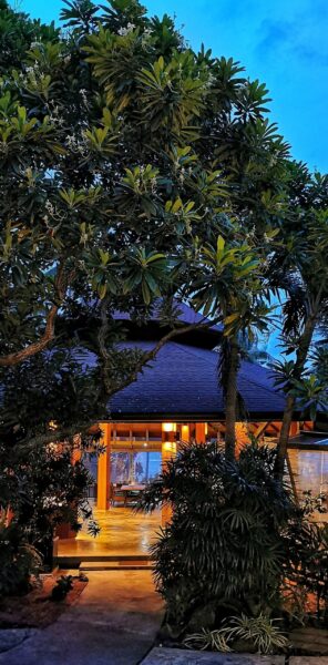 Luksuriøst strandresort på Koh Kood, SHANTAA - Med swimmingpool, rummelige værelser og panoramisk havudsigt.