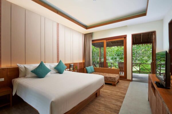 Værelse med havudsigt med seng på Saii Phi Phi Island Village Beach Resort