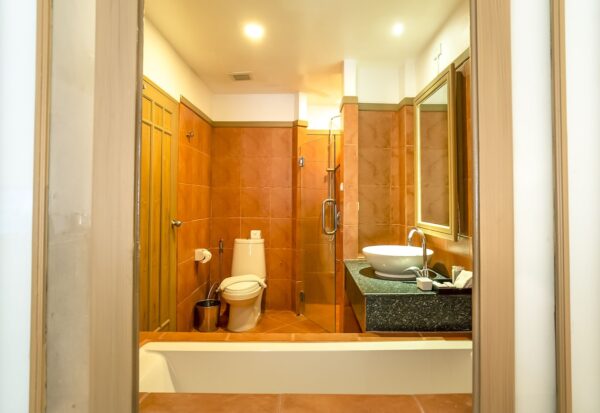 Seaview Resort Khao Lak komfortabel indkvartering med udstyrede badeværelser