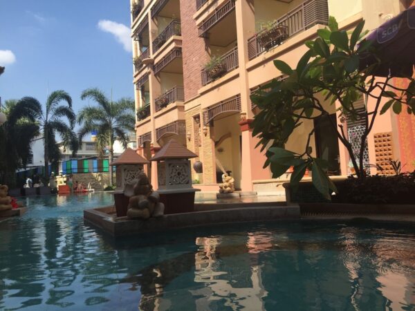 swimmingpool ved Wannara Hotel i Hua Hin