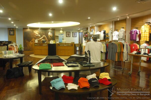 Trægulvsbutik i Muang Kaew Golf Club Bangkok