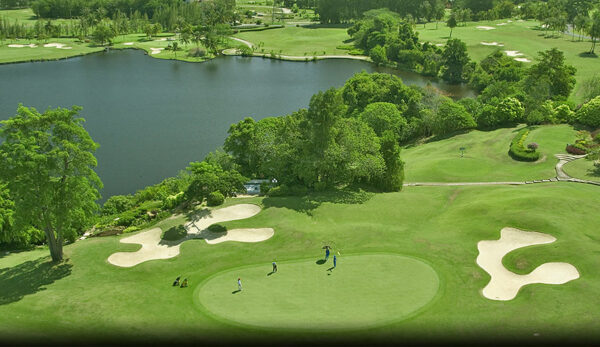 Overhead Phuket Country Club Old Course nær vandområdet