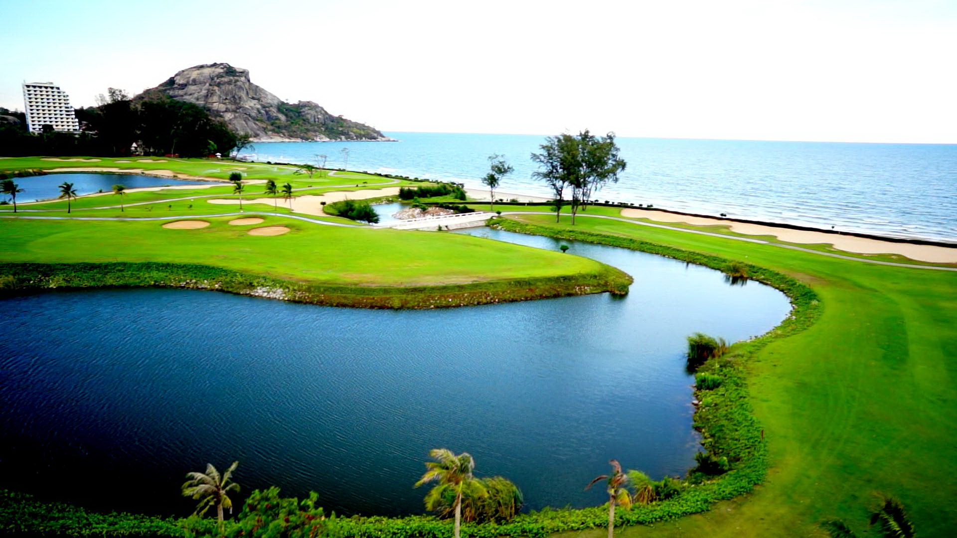 Oversigt over Sea Pines Golf Club i Hua Hin ved havet