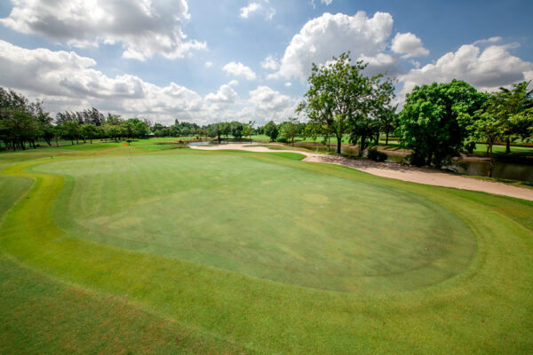 Luftbillede Windsor Park Golf Club Thailand - Detaljeret kort og layout af Windsor Park Golf Course i Bangkok, inklusive tee-bokse, fairways