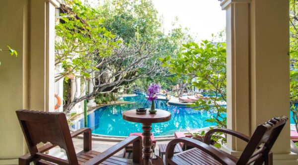 Khum Phaya Resort udsigt til swimmingpoolen